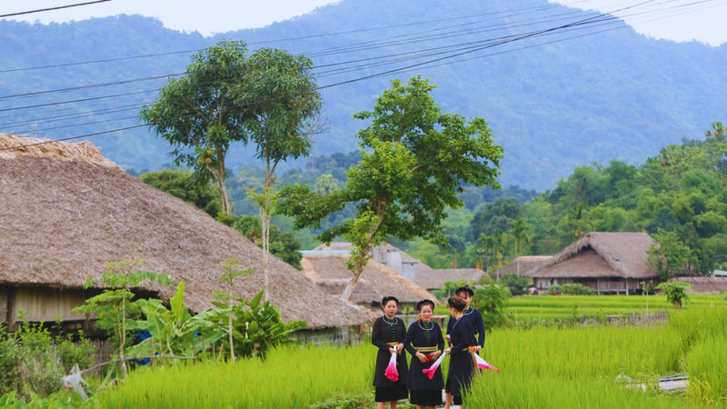 Hành Trình Trekking Cúc Phương Hang Múa và Hoa Lư (6)